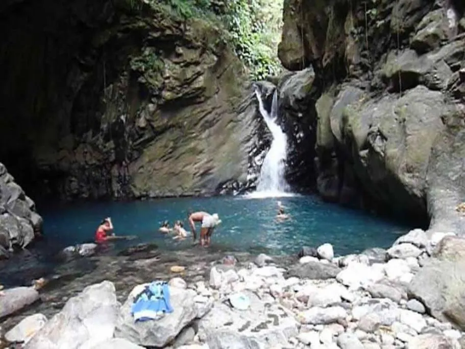 Aux Charmes Du Saut D'Eau Villa Saint-Claude Chalet